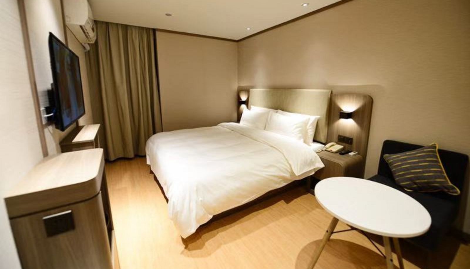 Camera - Hanting Guangzhou Jiangnan Market Hotel