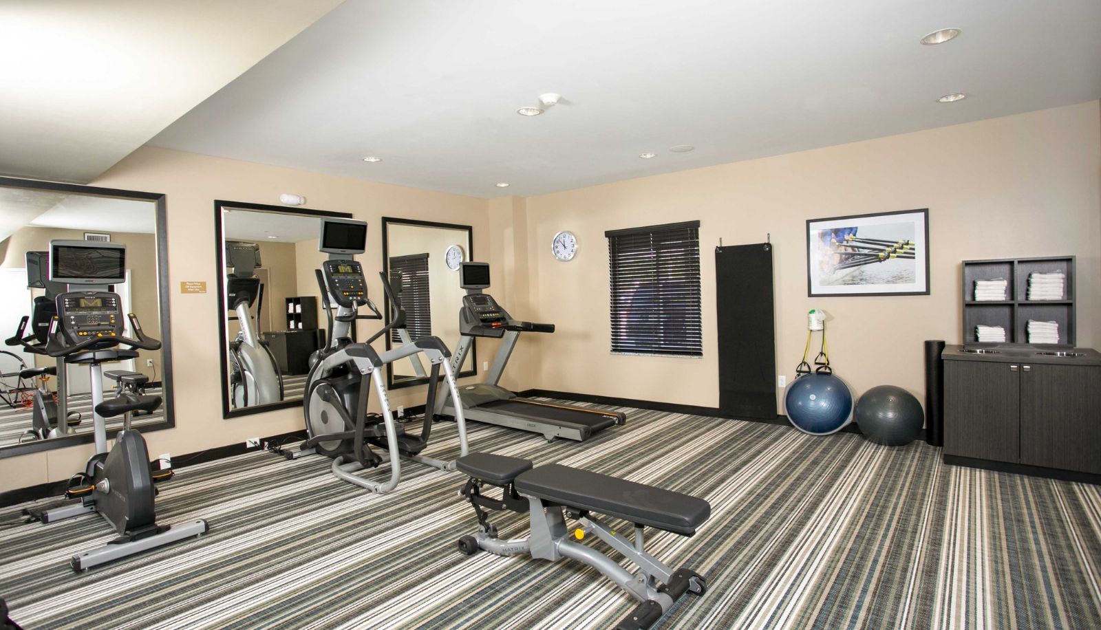 Info - Candlewood Suites JACKSONVILLE - MAYPORT by IHG