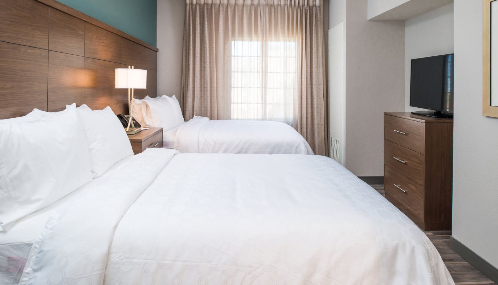 Camera - Staybridge Suites PECOS by IHG