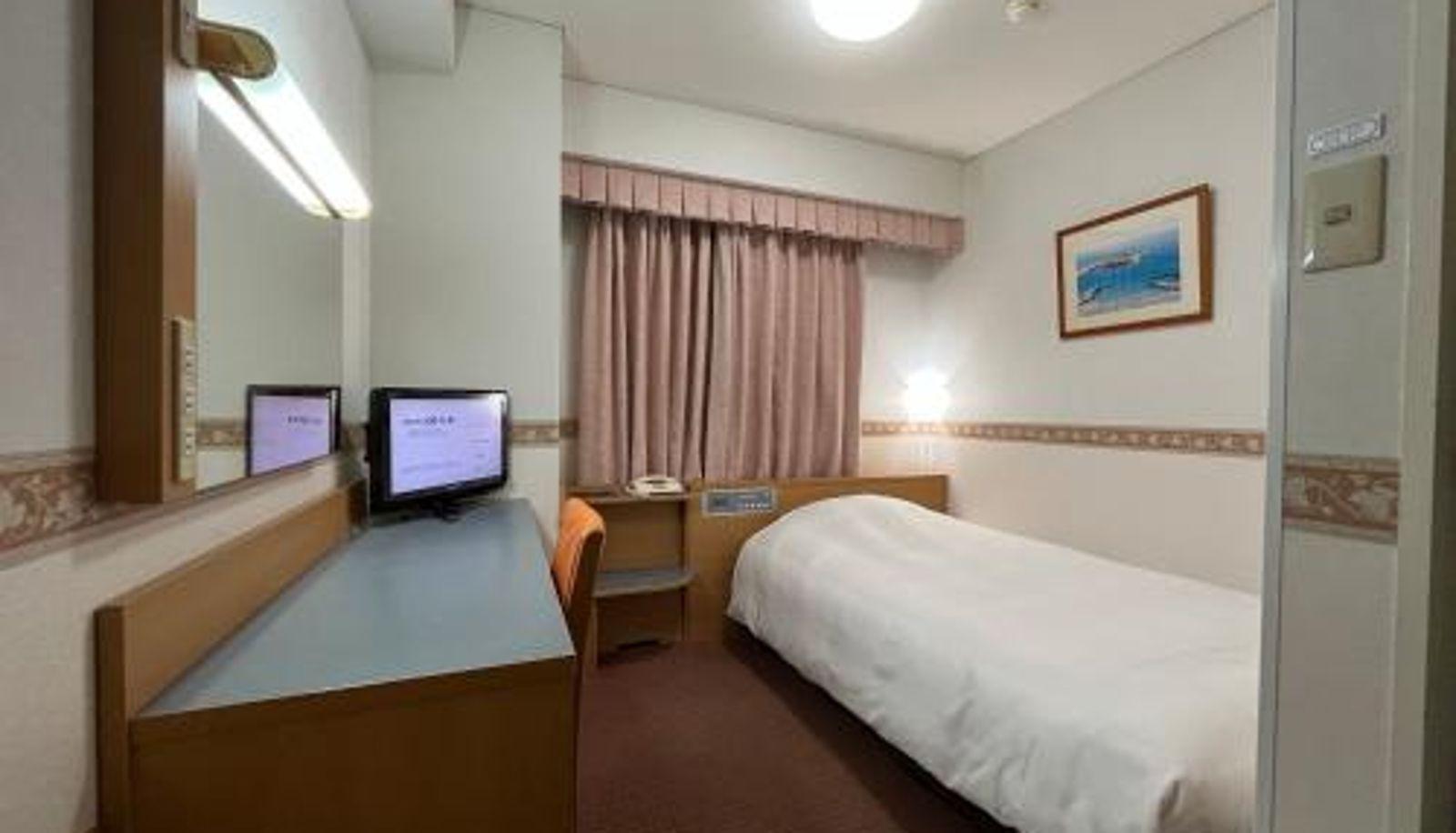 Standardzimmer - Hotel Alpha-One Marugame