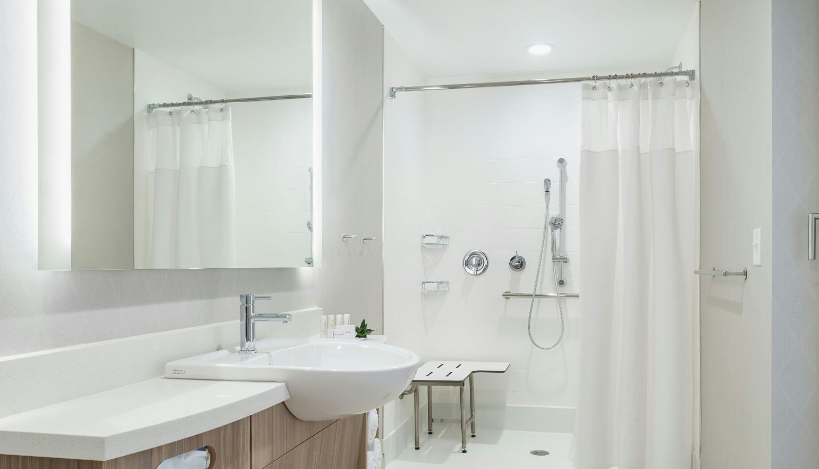 Zimmer - SpringHill Suites by Marriott Madison