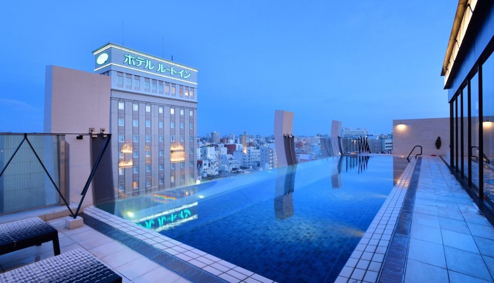 Pool - Hotel AQUA CITTA Naha