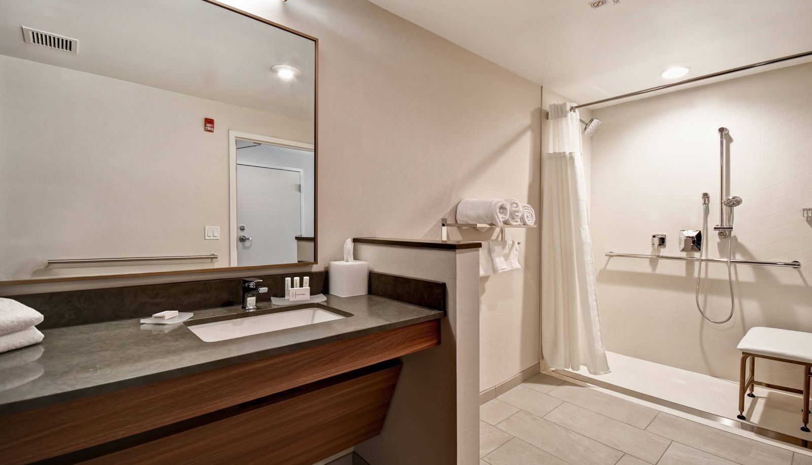 Room - Fairfield Inn and Suites by Marriott Raynham Middleboro Plymouth