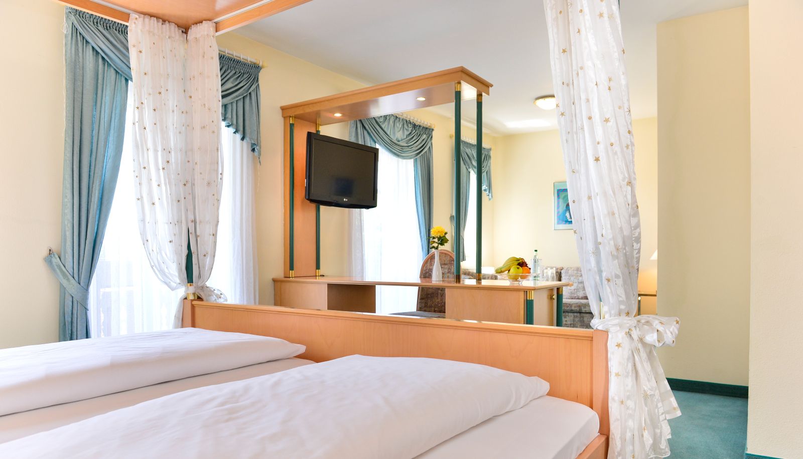 Hotel Wolfringmühle 3 Sterne Superior“ in Fensterbach Wolfring bei