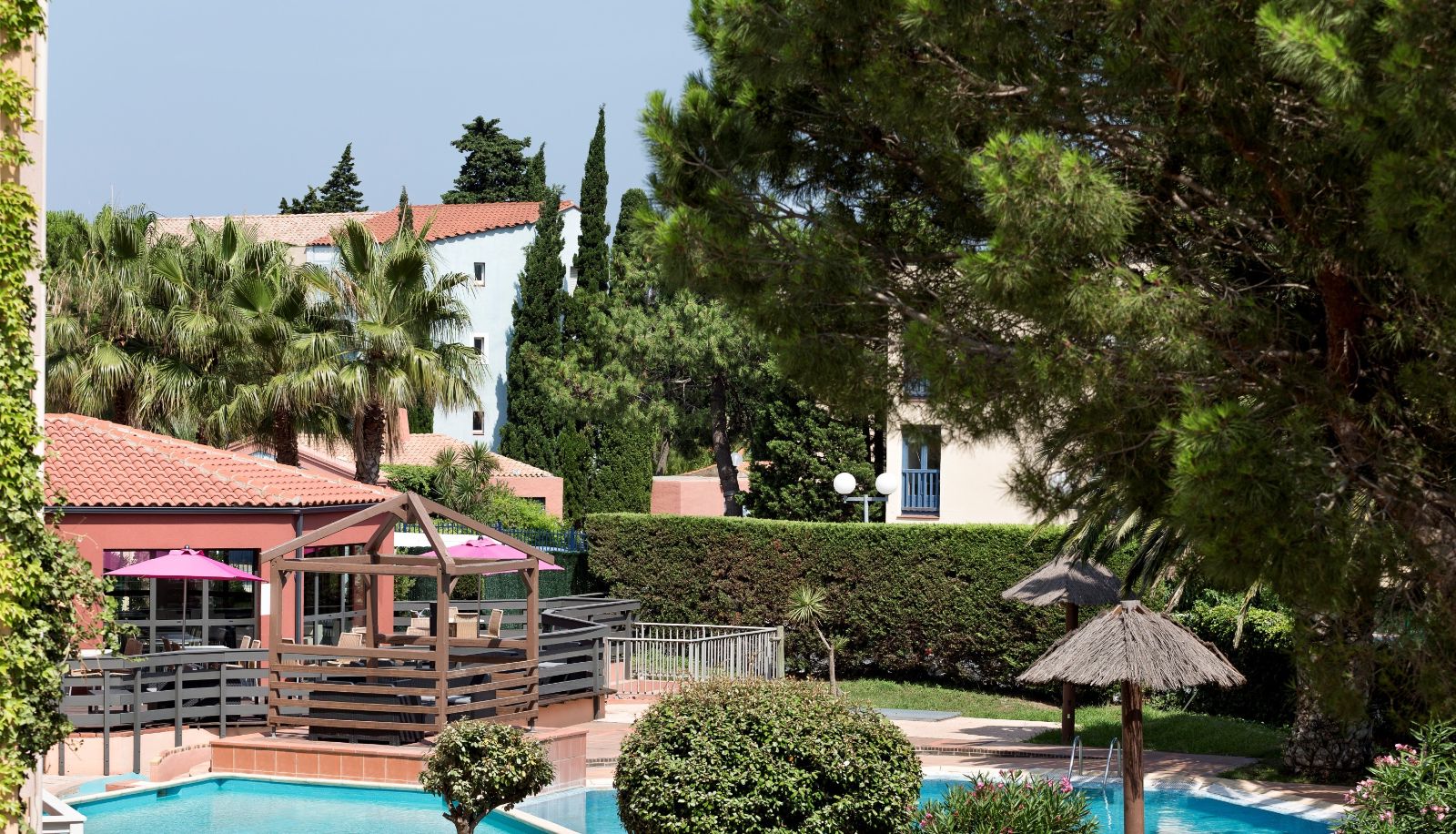 Hotel Europa HOTEL INFO