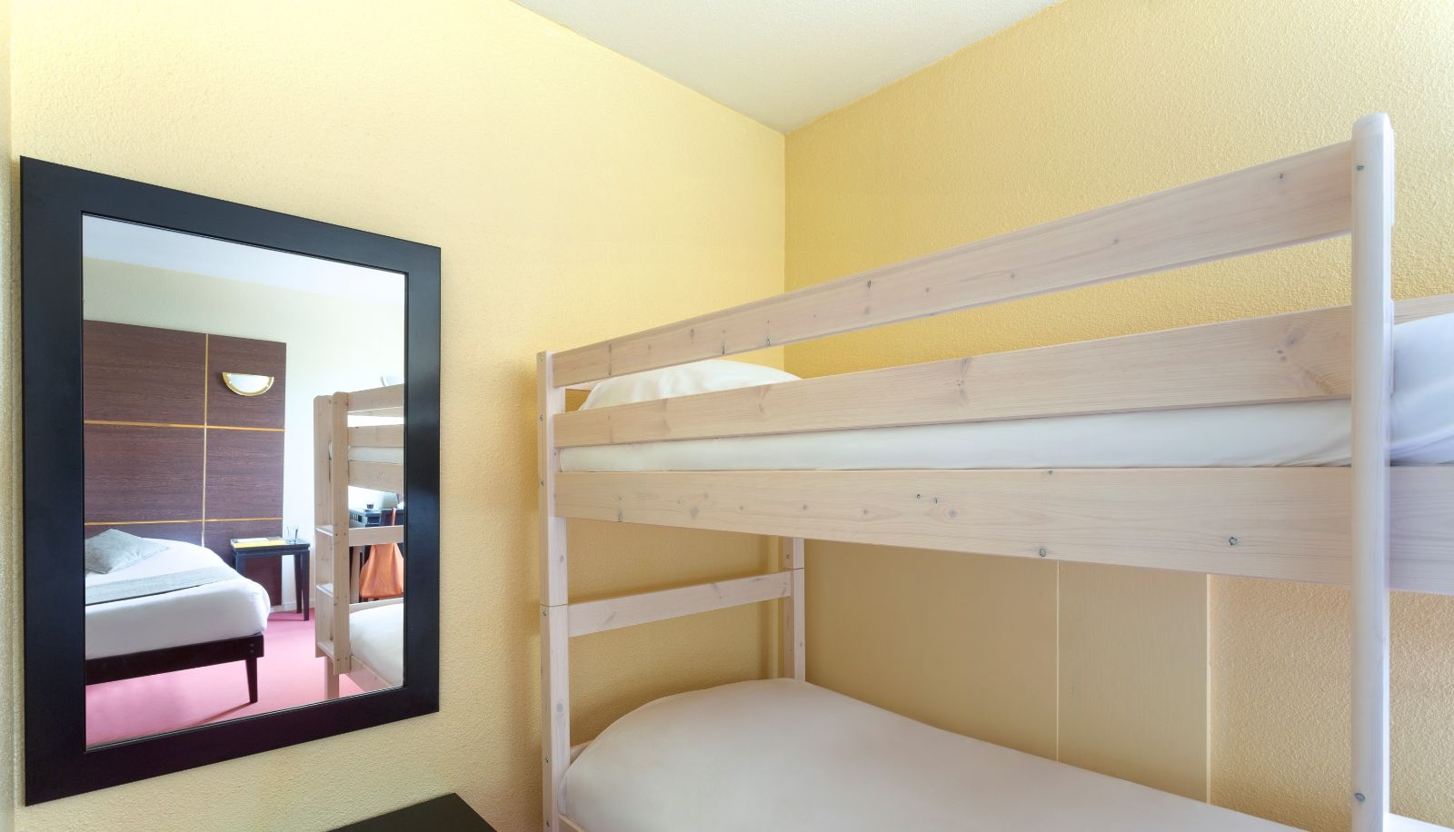 Hotel Europa HOTEL INFO