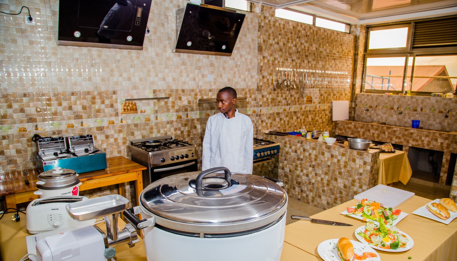 TIGER'S APARTMENT HOTEL 4 HRS star hotel in Bujumbura