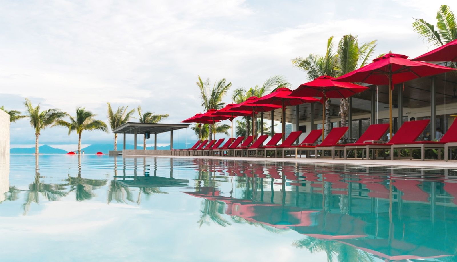 Sibel Kekilli uning ishtirokida porno Keksa ayolning yubkasi ostida porno suratlar