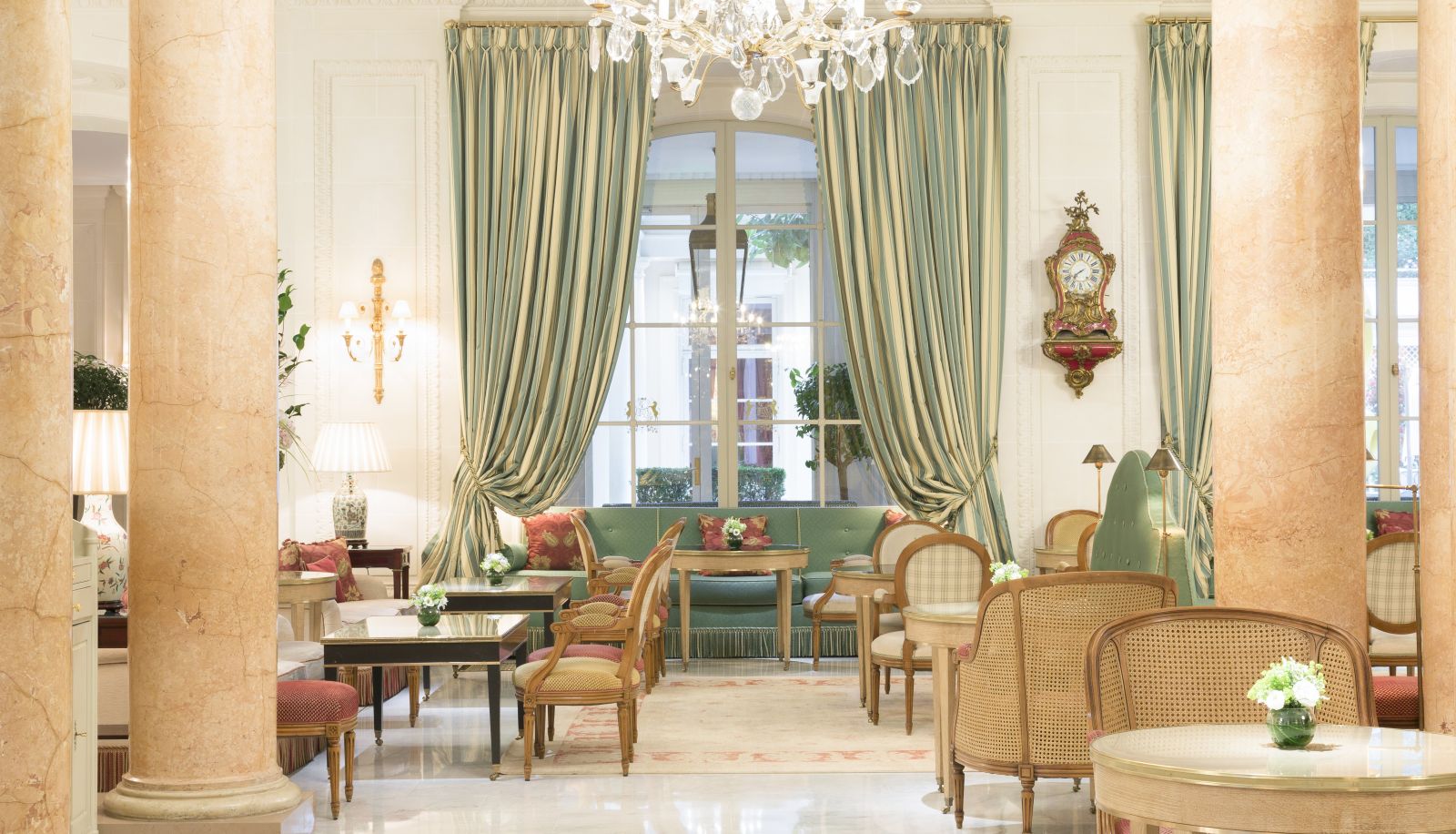 Le Bristol Paris | 5 Star Hotel Paris