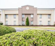 Photo of the hotel Quality Inn & Suites Airpark East