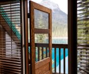 Photo of the hotel Emerald Lake Lodge