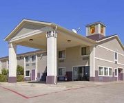 Photo of the hotel SUPER 8 WAXAHACHIE TX