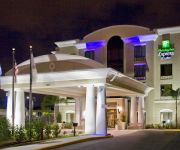 Photo of the hotel Holiday Inn Express & Suites TAMPA -USF-BUSCH GARDENS