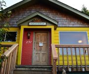 Photo of the hotel Tofino Travellers Guesthouse