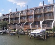 Photo of the hotel Crab Harbour 4 3 Br townhouse by RedAwning