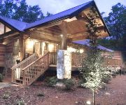 Photo of the hotel Treehouse D 1 Br cabin by RedAwning