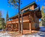 Photo of the hotel Moccasin Lodge is a Beautiful Family Cabin by RedAwning