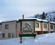 Photo of the hotel Base Camp 19 by RedAwning