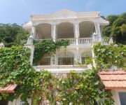 Photo of the hotel Villa Caprichosa