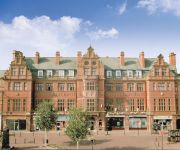 Crown and Mitre Peel Hotel