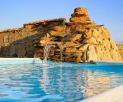 Cavos Bay Hotel and Studios