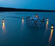 Makakatana Bay Lodge