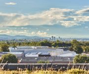 GATSBY HOTEL & RESTAURANT. by HappyCulture