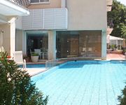 Chrielka Hotel Apartments