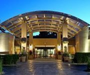 Sheraton Milwaukee Brookfield Hotel