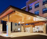 Holiday Inn Express & Suites CHICAGO NORTH SHORE - NILES
