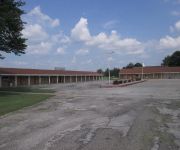 RED CARPET INN FLORA