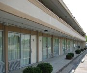 RED CARPET INN AND SUITES MUNCIE