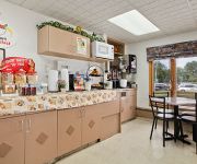 SUPER 8 VILLAGE CALGARY AB