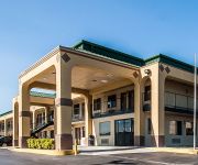 Econo Lodge Inn & Suites Southeast