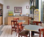 DAYS INN HENDERSONVILLE