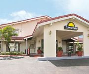 DAYS INN DOWNTOWN-RIVERWALK AR