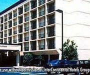 Holiday Inn Express ATLANTA GALLERIA-BALLPARK AREA