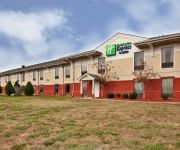 Holiday Inn Express & Suites CALHOUN