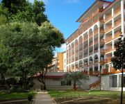 Estreya Residence and Estreya Palace Hotel