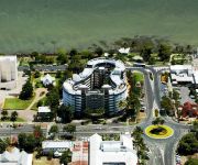 DoubleTree by Hilton Cairns