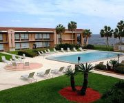 Monroe's on the Lake Hotel & Banquet Hall