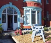 The Grosvenor View - Guest house