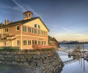 THE NARROWS INN RESTAURANT AND MARINA