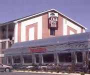 OAK TREE INN YERMO