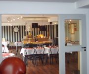 Best Hotel Baillet en France La Croix Verte