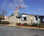 Westwoods Inn & Suites