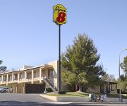 SUPER 8 BARSTOW