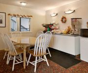 DAYS INN INDIANAPOLIS EAST POS