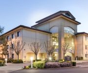 DoubleTree by Hilton Ontario Airport