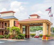 Econo Lodge Inn & Suites